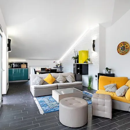 Penthouse Nyaraló *